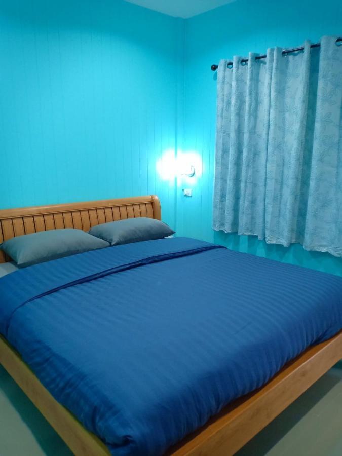 Siri Guesthouse Phranakhonszi Ajutthaja Kültér fotó